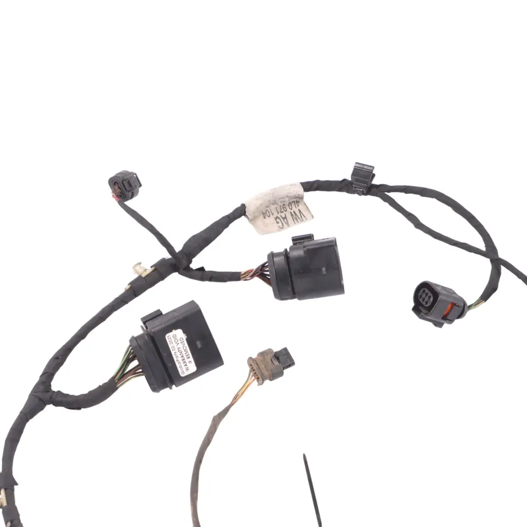 Audi Q7 4L Faisceau câbles parechocs arrière PDC Capteur stationnement - SKU 04L971104 - Numéro de pièce 04L971104