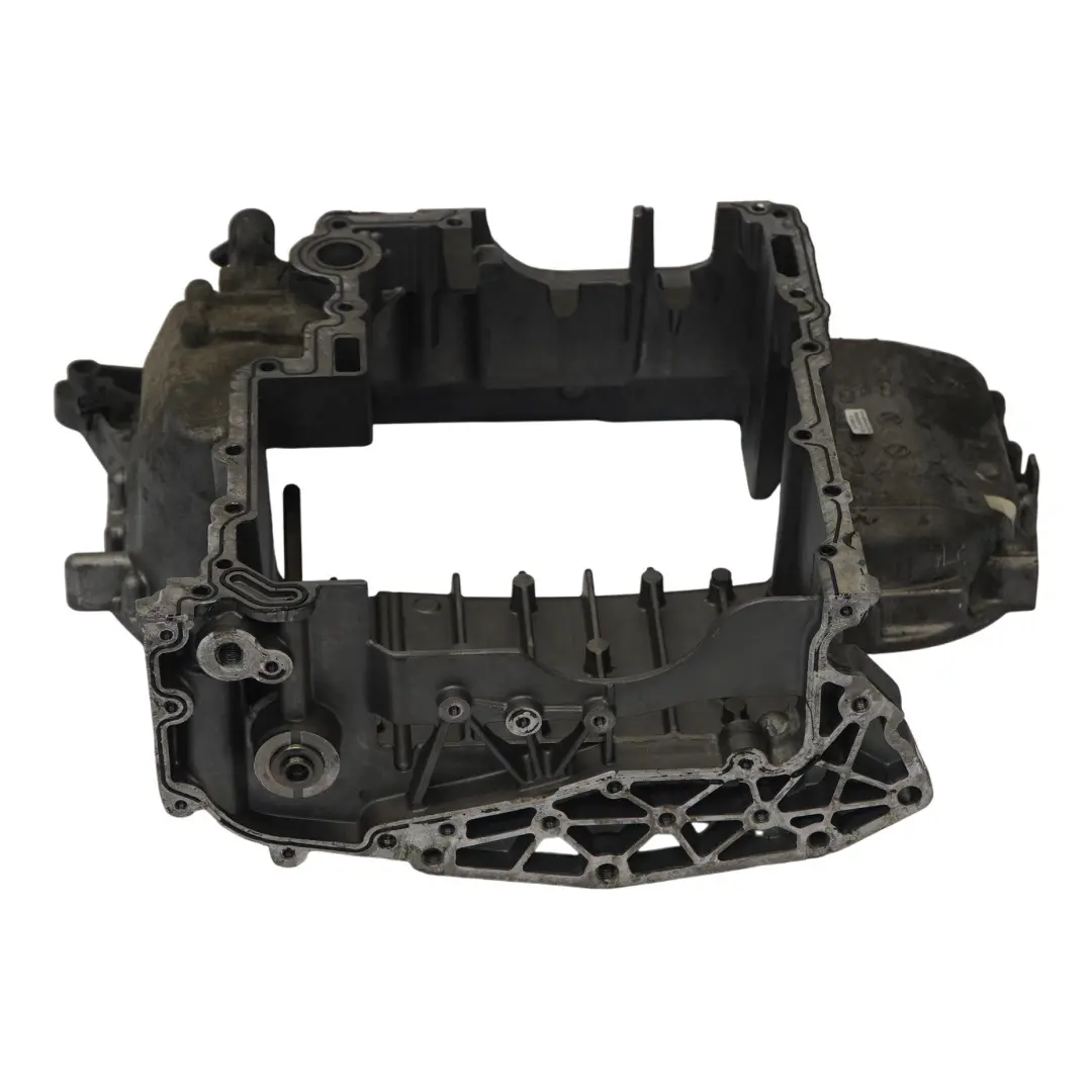 Dieselmotor Oberer Teil Ölwanne 059103603BH für Audi Q5 8R 3.0 TDI mit Teilenummer 059103601N Audi Q5 8R 3.0 TDI Dieselmotor Oberer Teil Ölwanne 059103603BH - SKU 059103601N - Teilenummer 059103601N