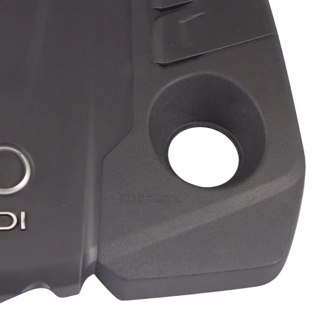 Coperchio Motore Isolamento Nero Top Cover per Audi A7 4G 3.0 TDI Diesel con numero di parte 059103925CE Audi A7 4G 3.0 TDI Diesel Coperchio Motore Isolamento Nero Top Cover - SKU 059103925CE - Numero di parte 059103925CE