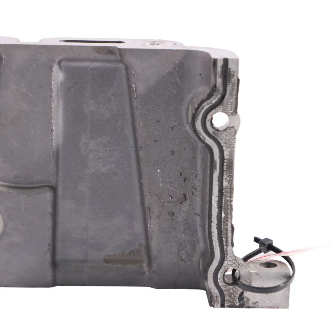 4G8 3.0 TDI Hinterer Motor Zylinderkopf Endplatte Abdeckung für Audi A7 mit Teilenummer 059109122T Audi A7 4G8 3.0 TDI Hinterer Motor Zylinderkopf Endplatte Abdeckung - SKU 059109122T - Teilenummer 059109122T
