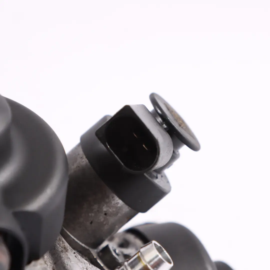 Soupape Unité Pompe Carburant Haute Pression pour Audi Q5 8R 3.0 TDI à propos du numéro de pièce 059130755BK Audi Q5 8R 3.0 TDI Soupape Unité Pompe Carburant Haute Pression - SKU 059130755BK - Numéro de pièce 059130755BK