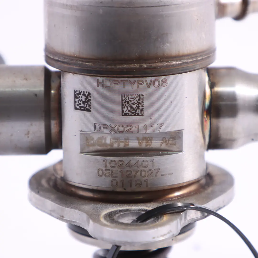 Pompe Haute Pression pour Volkswagen Golf SV Audi A3 8V 1.5 TSI TFSI à propos du numéro de pièce 05E127027D Volkswagen Golf SV Audi A3 8V 1.5 TSI TFSI Pompe Haute Pression - SKU 05E127027D - Numéro de pièce 05E127027D