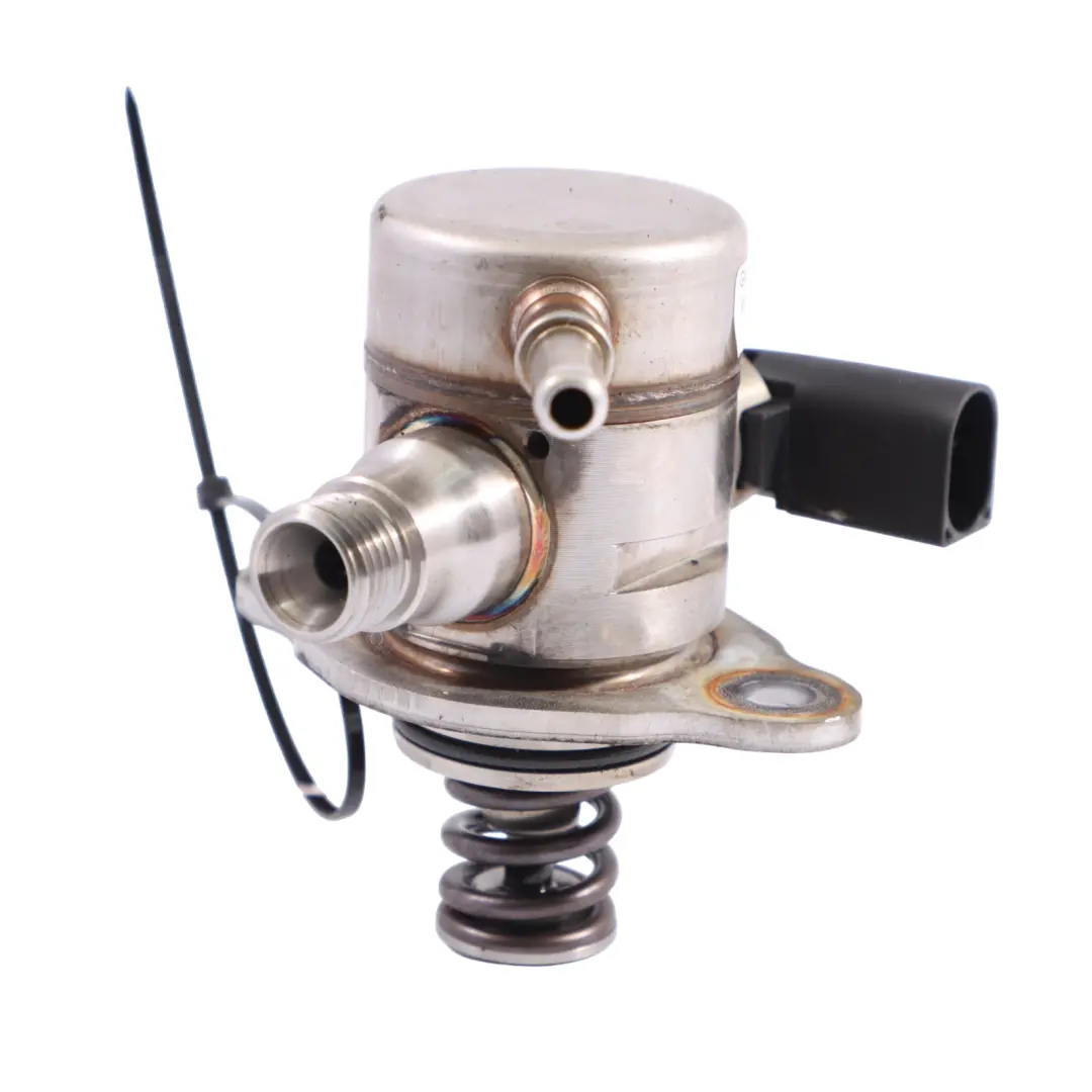 Kraftstoffhochdruckpumpe für Volkswagen Golf SV Audi A3 8V 1.5 TSI TFSI mit Teilenummer 05E127027D Volkswagen Golf SV Audi A3 8V 1.5 TSI TFSI Kraftstoffhochdruckpumpe - SKU 05E127027D - Teilenummer 05E127027D