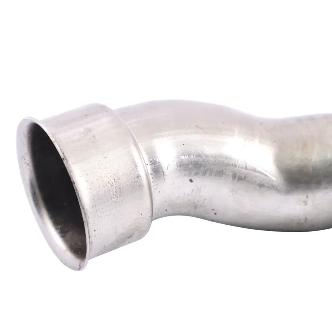 4G8 2.0TDI EGR Conduite De Tuyau Flexible pour Audi A6 C8 A7 à propos du numéro de pièce 05L131525 Audi A6 C8 A7 4G8 2.0TDI EGR Conduite De Tuyau Flexible - SKU 05L131525 - Numéro de pièce 05L131525