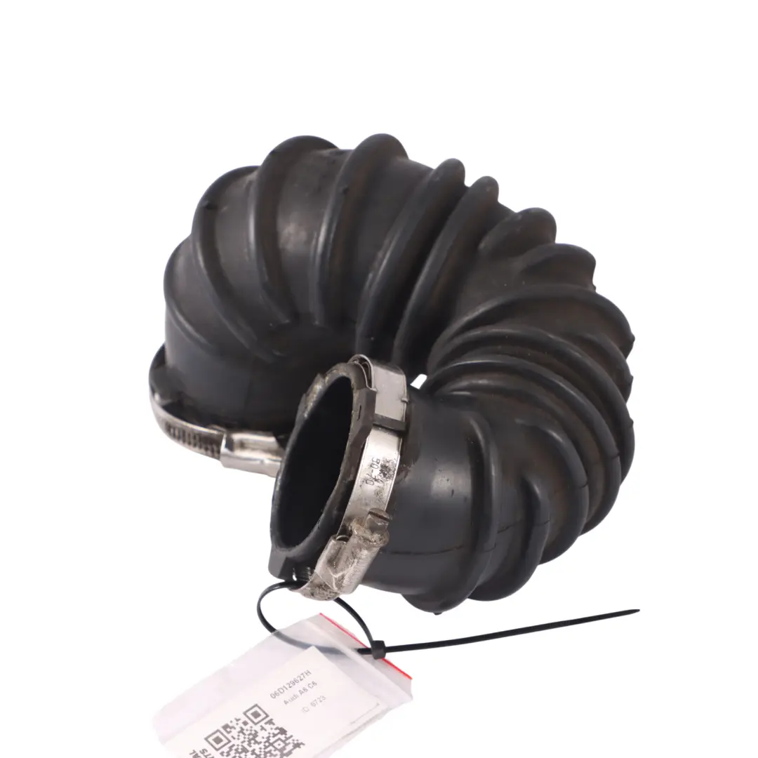 Tuyau d'admission d'air froid Audi A6 C6 pour à propos du numéro de pièce 06D129627H Tuyau d'admission d'air froid Audi A6 C6 - SKU 06D129627H - Numéro de pièce 06D129627H
