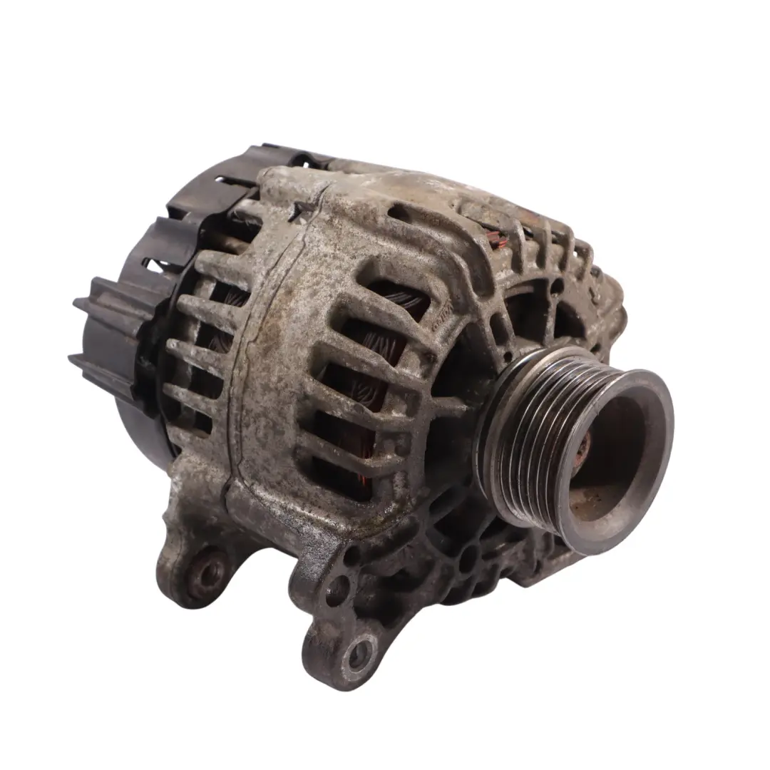 Alternatore Generatore Benzina 14V 150A per Audi A4 S4 B9 A5 A5 F5 3.0 con numero di parte 06E903024L Audi A4 S4 B9 A5 A5 F5 3.0 Alternatore Generatore Benzina 14V 150A - SKU 06E903024L - Numero di parte 06E903024L