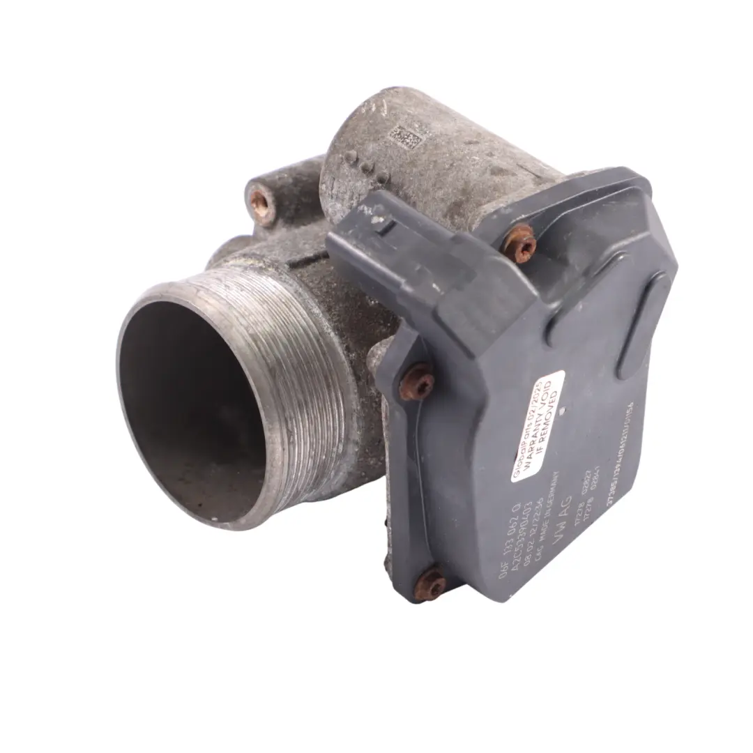 Benzin Drossel Klappe Ventil Klappe für Audi TT 8J 1.8 TFSI mit Teilenummer 06F133062Q Audi TT 8J 1.8 TFSI Benzin Drossel Klappe Ventil Klappe - SKU 06F133062Q - Teilenummer 06F133062Q