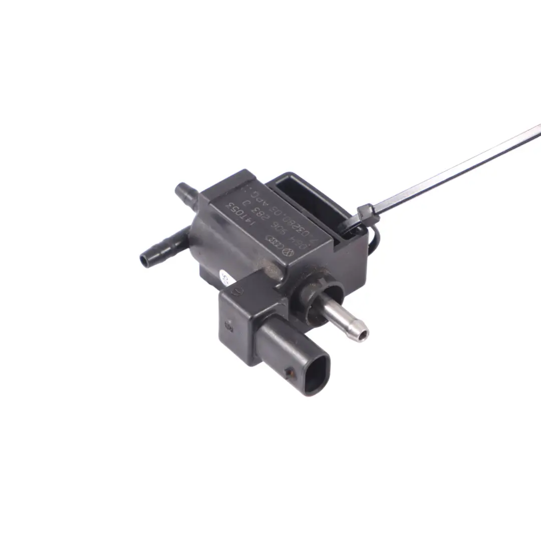 Elettrovalvola linea vuoto 06H906283B per Audi S1 8X S3 8V VW Golf Mk7 2.0 TFSI con numero di parte 06H906283E Audi S1 8X S3 8V VW Golf Mk7 2.0 TFSI Elettrovalvola linea vuoto 06H906283B - SKU 06H906283E - Numero di parte 06H906283E