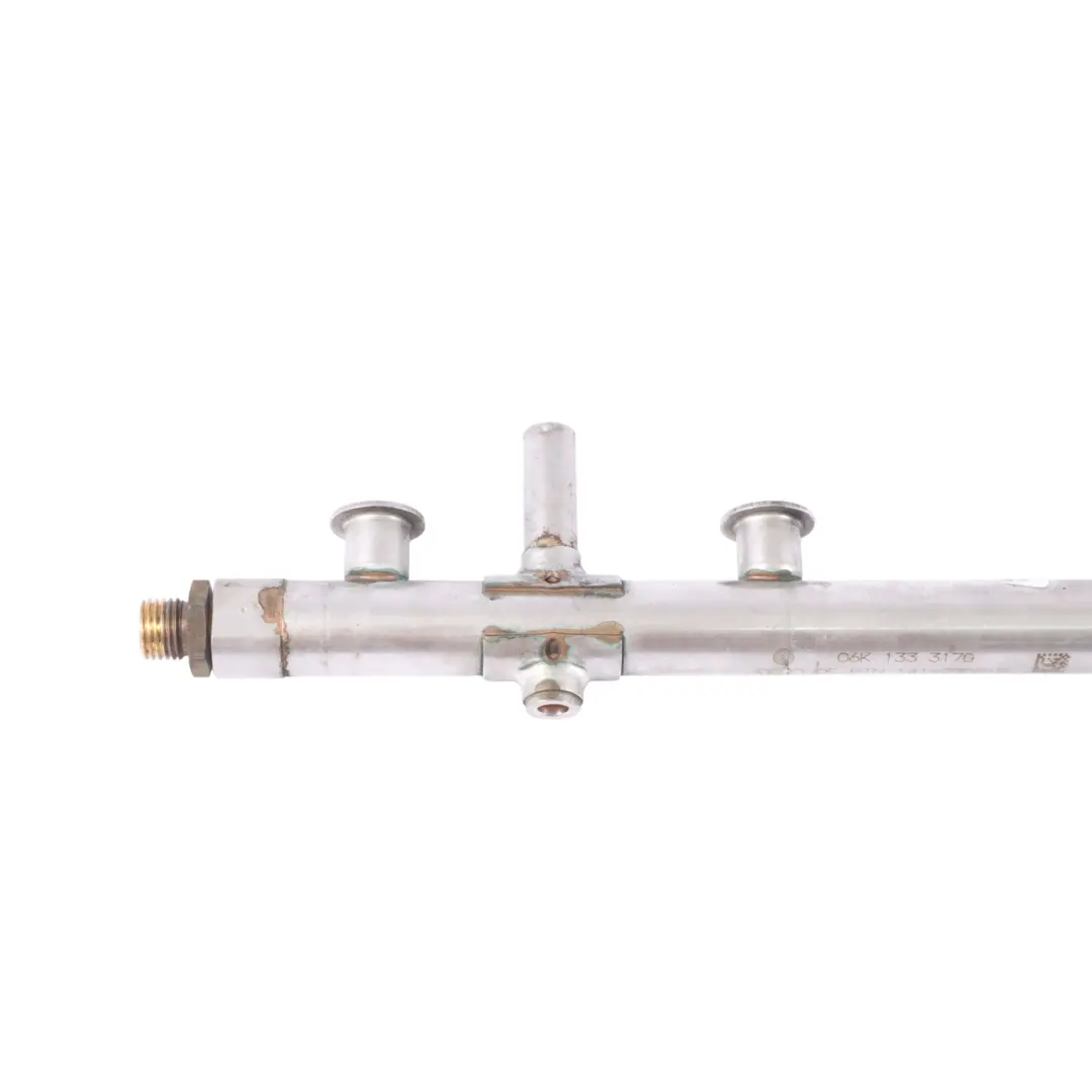 Rail di iniezione carburante per Audi A1 S1 8X S3 8V VW Golf R 2.0 TFSI con numero di parte 06K133317G Audi A1 S1 8X S3 8V VW Golf R 2.0 TFSI Rail di iniezione carburante - SKU 06K133317G - Numero di parte 06K133317G