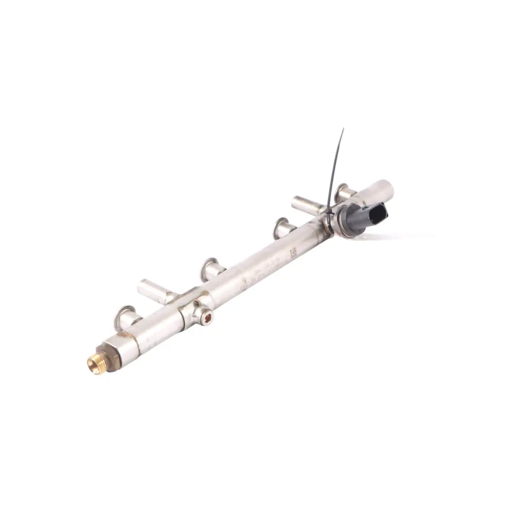 Rail to Audi A1 S1 8X S3 8V VW Golf R 2.0 TFSI Fuel Injection with Part number 06K133317G Audi A1 S1 8X S3 8V VW Golf R 2.0 TFSI Fuel Injection Rail - SKU 06K133317G - Part number 06K133317G