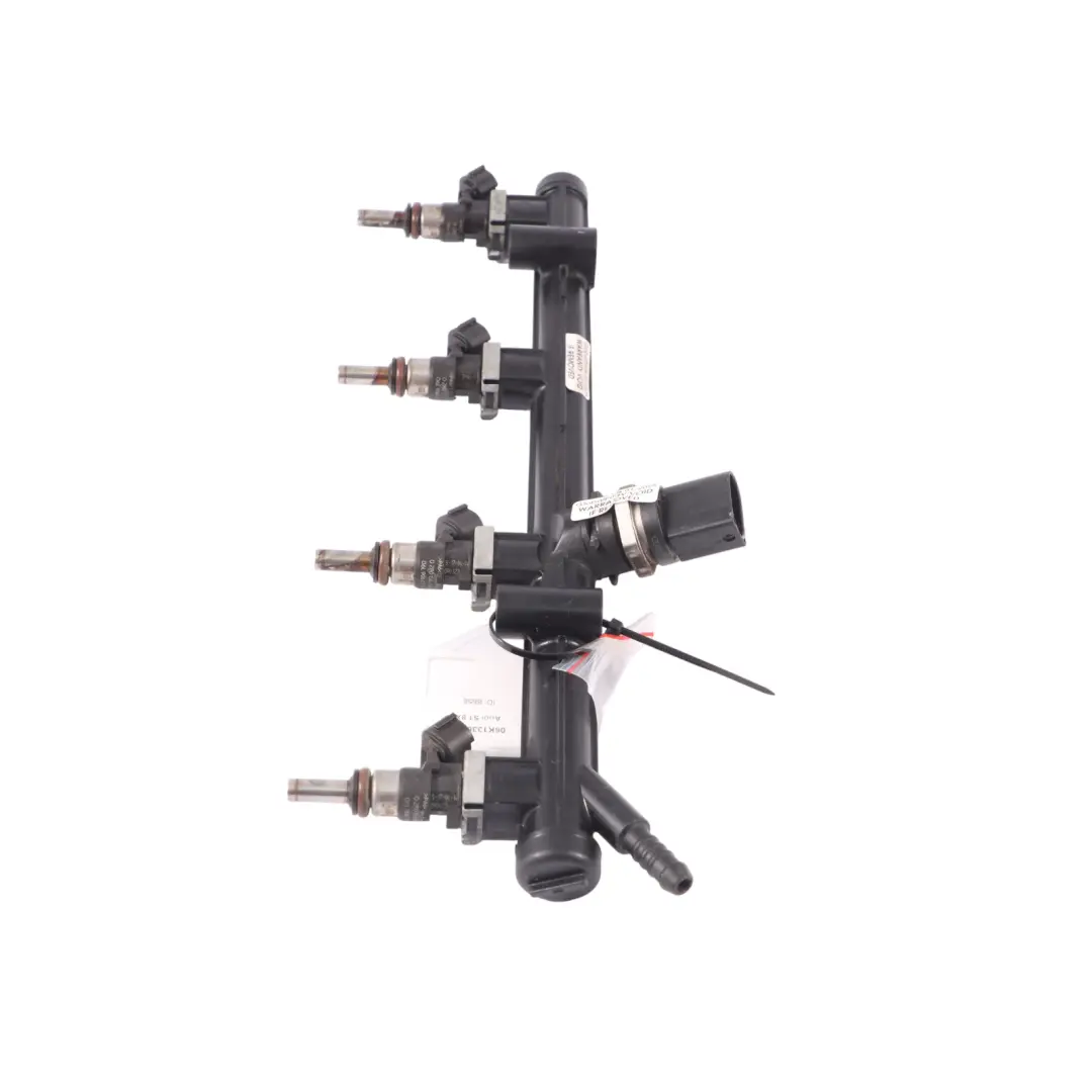 Listwa Wtryskowa Wtryskiwacze do Audi S1 8X A3 8V 2.0 TFSI o numerze 06K133681A Audi S1 8X A3 8V 2.0 TFSI Listwa Wtryskowa Wtryskiwacze - SKU 06K133681A - Numer Części 06K133681A