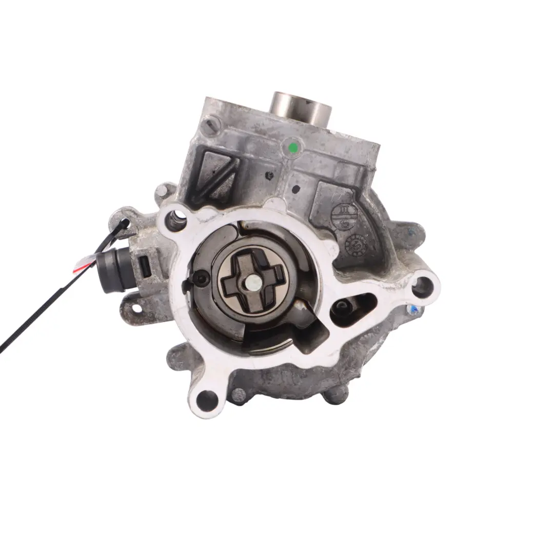 Audi Q5 FY 2.0 TFSI DAXB Petrol Engine Vacuum Pump - SKU 06K145100BB - Part number 06K145100BB