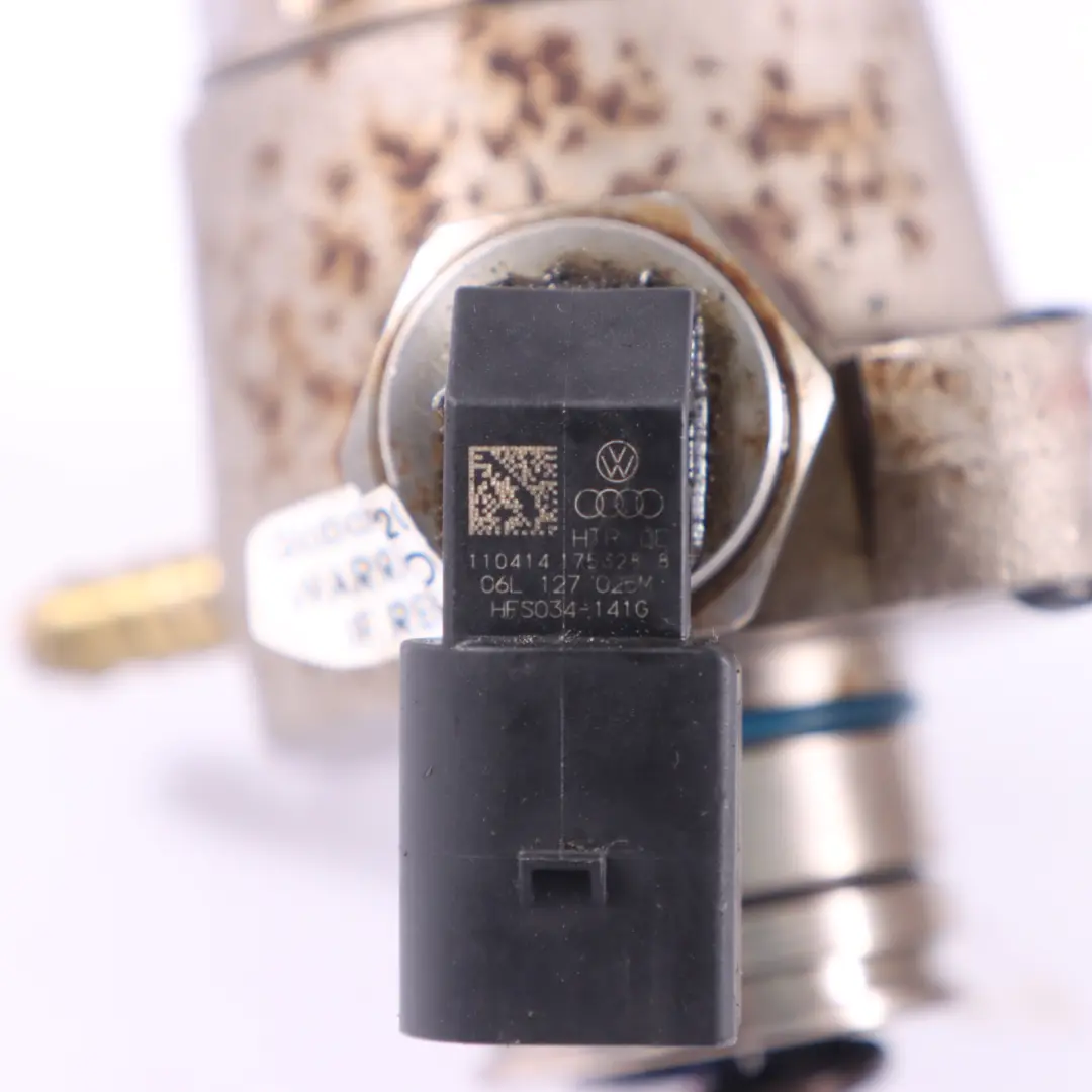 Pompa carburante alta pressione 06L127025M per Audi S1 8X S3 8V VW Golf Mk7 2.0 TFSI con numero di parte 06L127025R Audi S1 8X S3 8V VW Golf Mk7 2.0 TFSI Pompa carburante alta pressione 06L127025M - SKU 06L127025R - Numero di parte 06L127025R