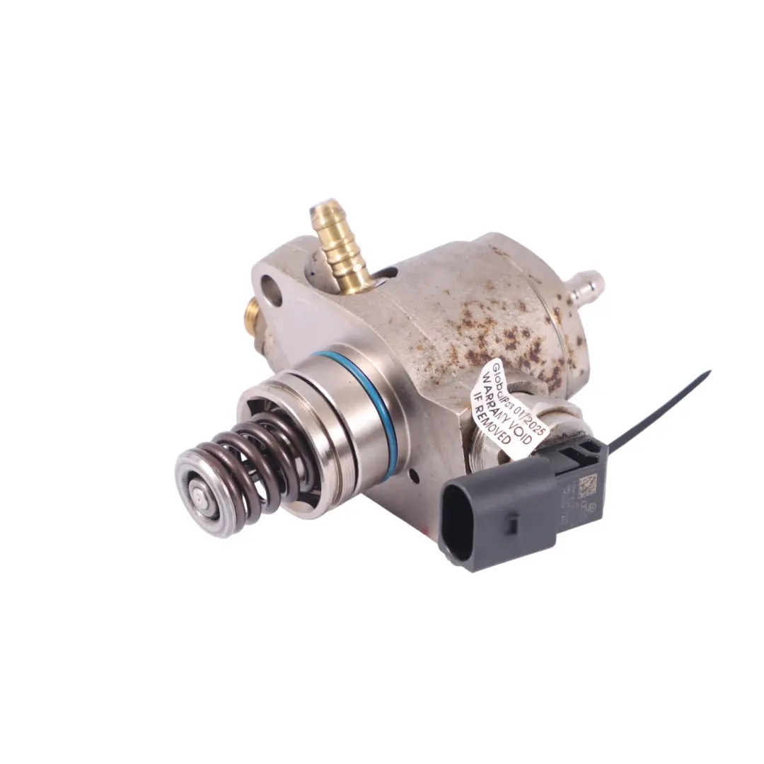 Pompa carburante alta pressione 06L127025M per Audi S1 8X S3 8V VW Golf Mk7 2.0 TFSI con numero di parte 06L127025R Audi S1 8X S3 8V VW Golf Mk7 2.0 TFSI Pompa carburante alta pressione 06L127025M - SKU 06L127025R - Numero di parte 06L127025R