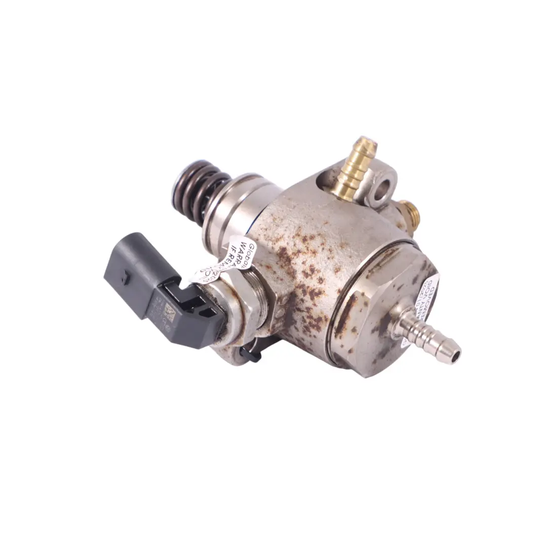 Pompe essence haute pression 06L127025M pour Audi S1 8X S3 8V VW Golf Mk7 2.0 TFSI à propos du numéro de pièce 06L127025R Audi S1 8X S3 8V VW Golf Mk7 2.0 TFSI Pompe essence haute pression 06L127025M - SKU 06L127025R - Numéro de pièce 06L127025R