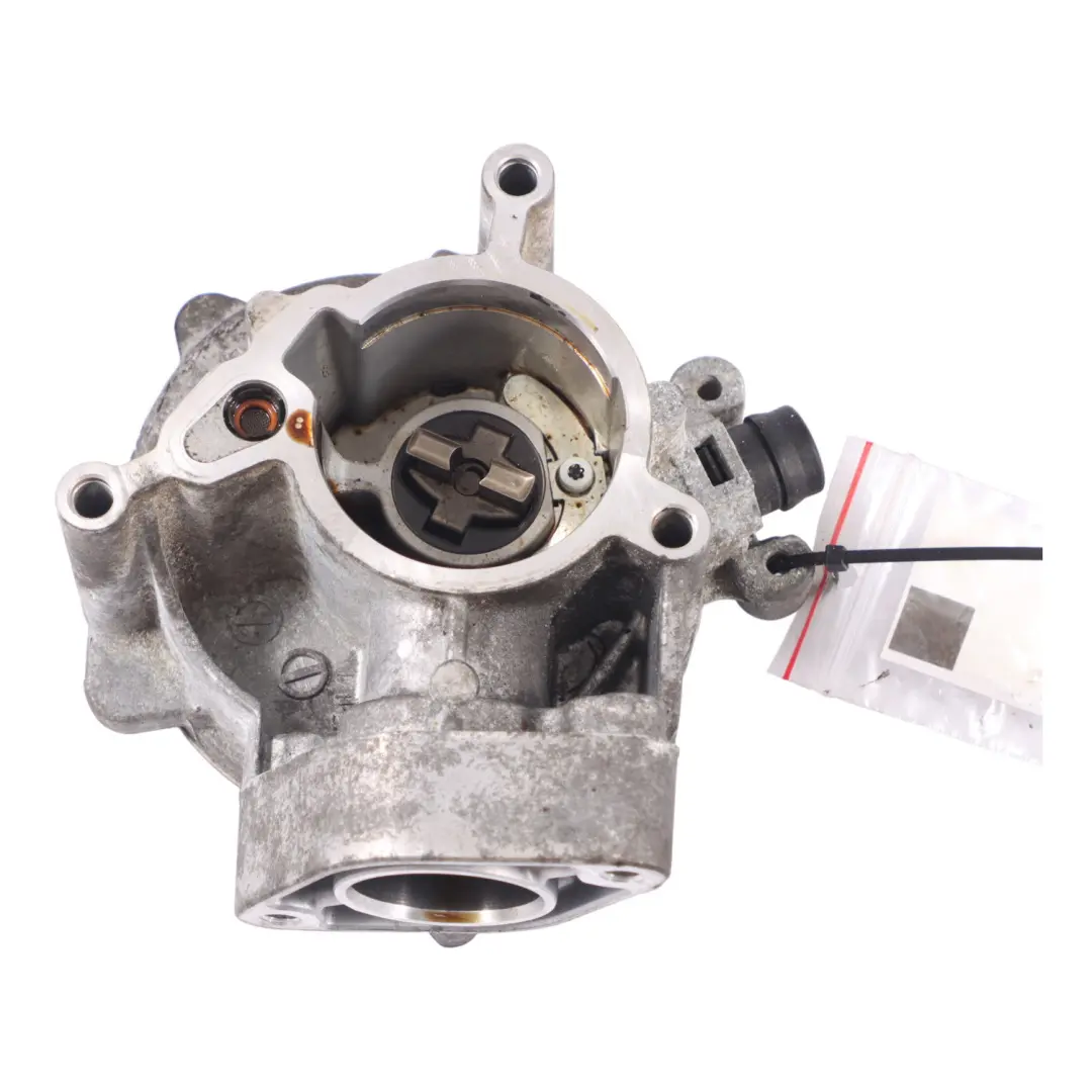 Vacuum Pump to Audi S1 8X A3 S3 8V VW Golf R 2.0 TFSI Petrol Engine with Part number 06L145100B Audi S1 8X A3 S3 8V VW Golf R 2.0 TFSI Petrol Engine Vacuum Pump - SKU 06L145100B - Part number 06L145100B