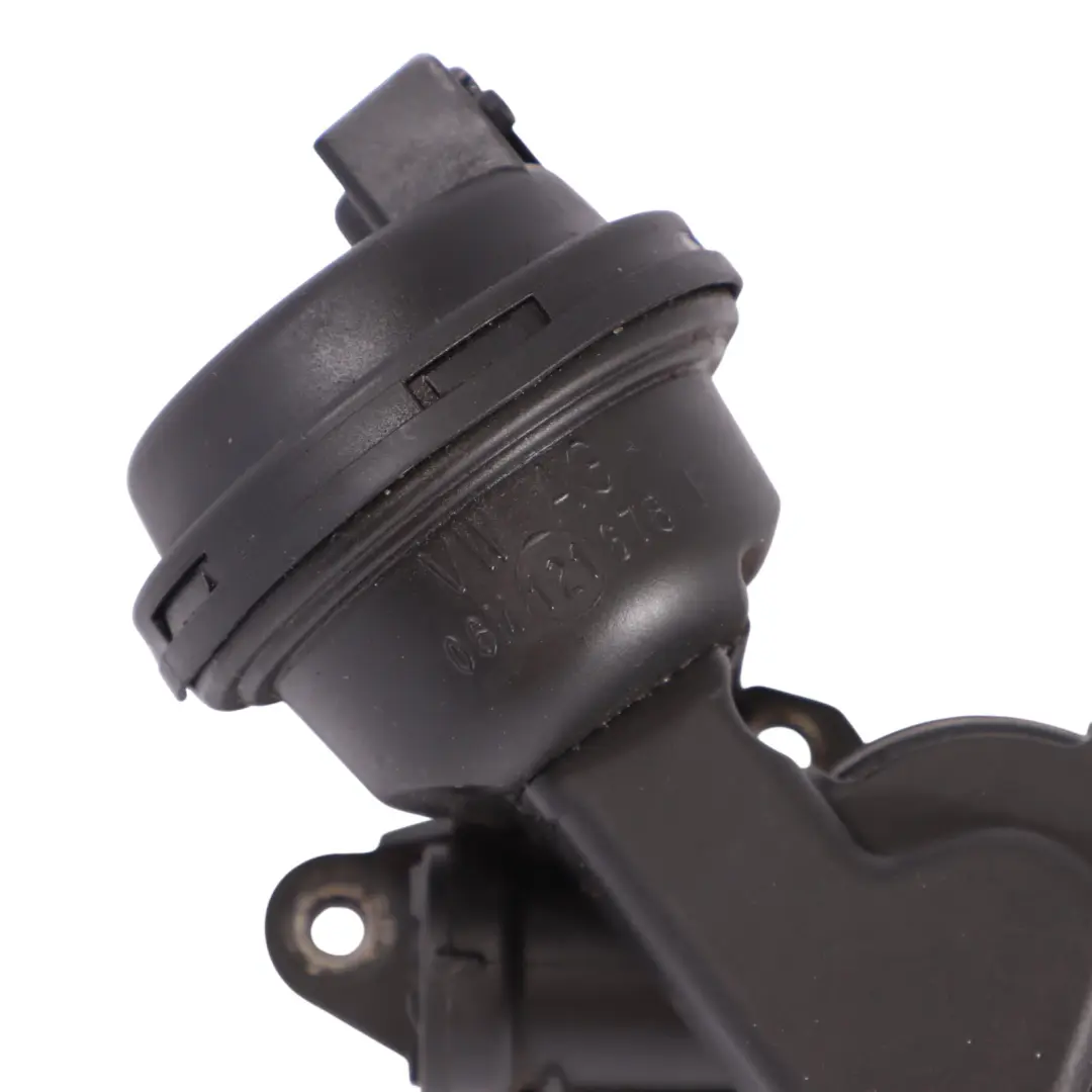 Audi A4 S4 B9 3.0 TFSI Vanne Thermopneumatique Liquid Refroidissement - SKU 06M121678F - Numéro de pièce 06M121678F