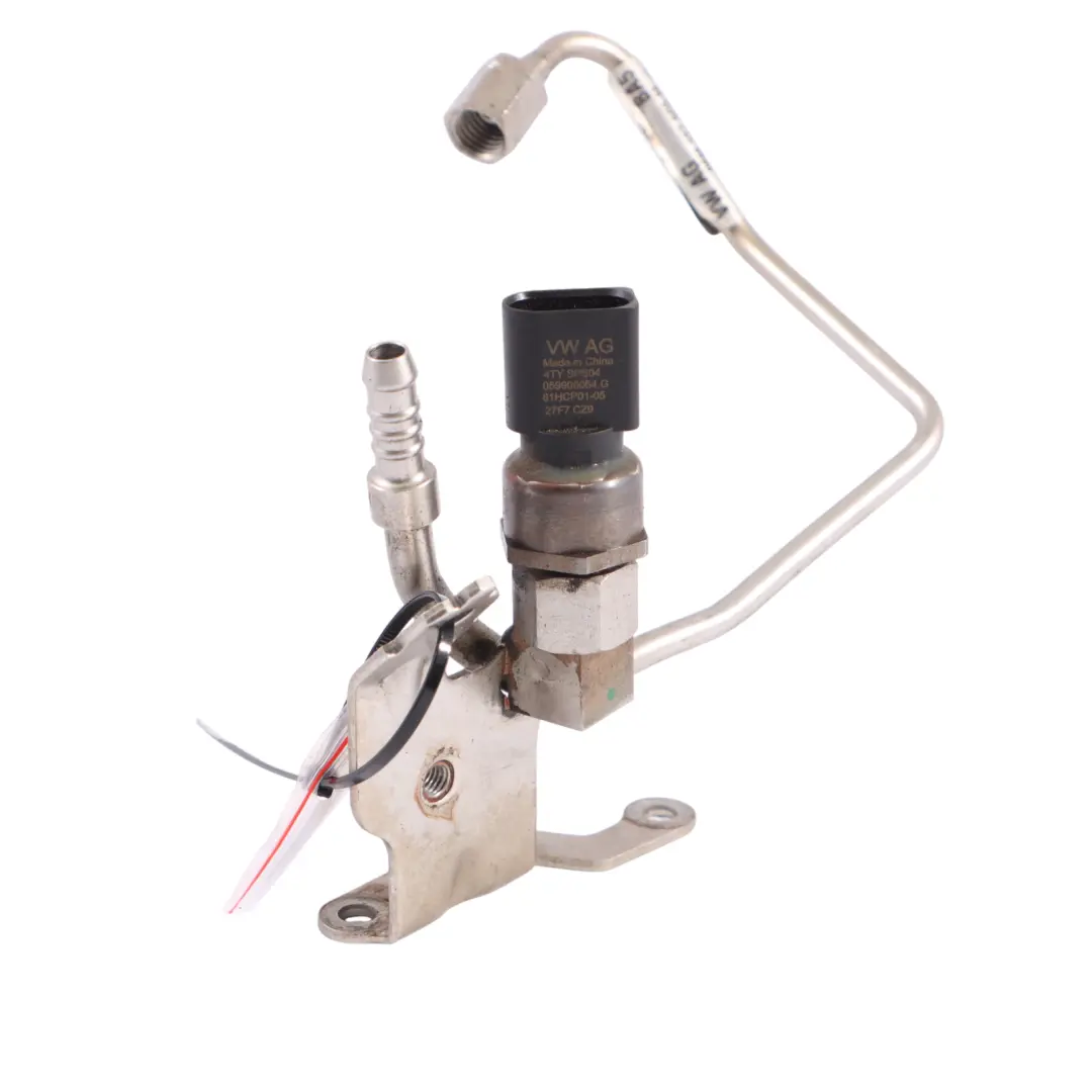 CWGD Petrol Fuel Injection Pipe Hose Line to Audi A4 S4 B9 3.0 TFSI with Part number 06M127503M Audi A4 S4 B9 3.0 TFSI CWGD Petrol Fuel Injection Pipe Hose Line - SKU 06M127503M - Part number 06M127503M