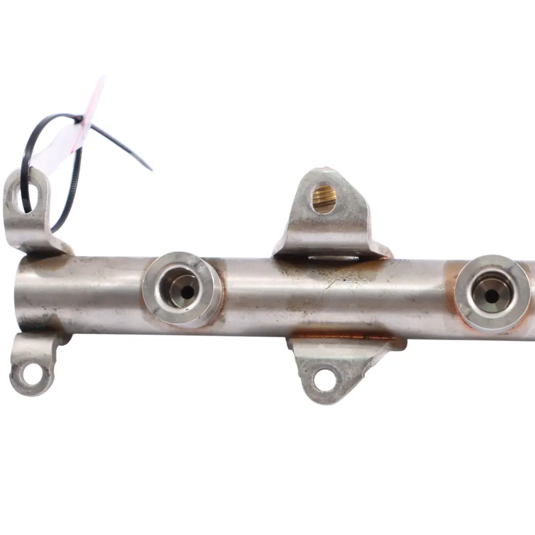 Listwa Wtryskowa Paliwa Prawa do Audi S4 B9 Q5 FY 3.0 TFSI o numerze 06M133316L Audi S4 B9 Q5 FY 3.0 TFSI Listwa Wtryskowa Paliwa Prawa - SKU 06M133316L - Numer Części 06M133316L