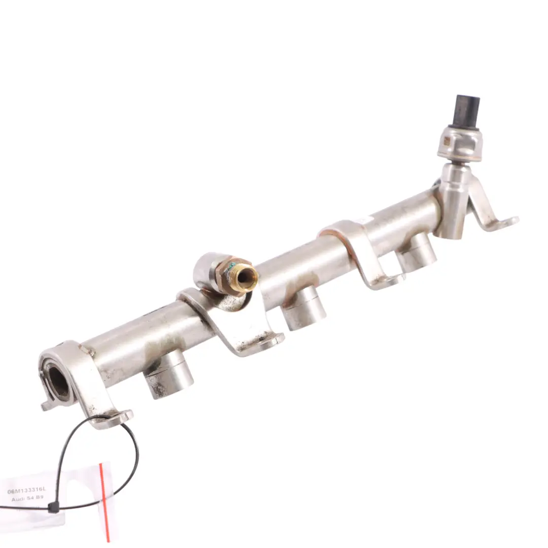 Einspritzleiste Audi S4 B9 Q5 FY 3.0 TFSI Rechte Seite für mit Teilenummer 06M133316L Einspritzleiste Audi S4 B9 Q5 FY 3.0 TFSI Rechte Seite - SKU 06M133316L - Teilenummer 06M133316L