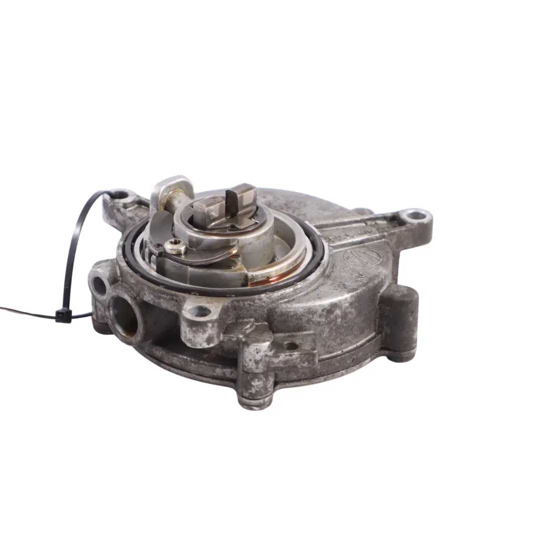 Pompa Próżniowa Vacuum do Audi S4 B9 A5 F5 3.0 TFSI Benzyna o numerze 06M145100L Audi S4 B9 A5 F5 3.0 TFSI Benzyna Pompa Próżniowa Vacuum - SKU 06M145100L - Numer Części 06M145100L