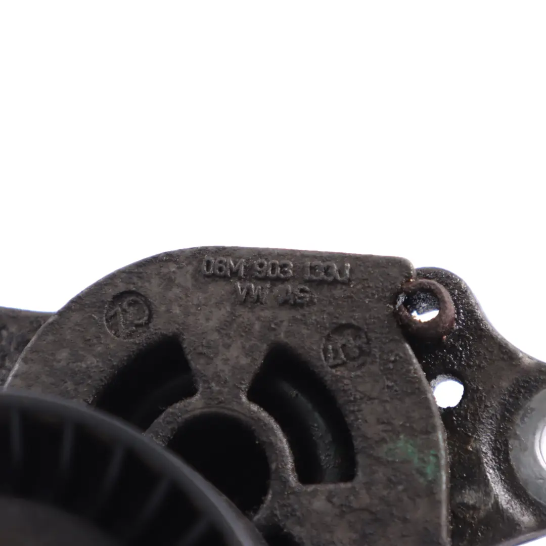 Napinacz Paska Klinowego Wielorowkowego do Audi S4 B9 VW Touareg o numerze 06M903133J Audi S4 B9 VW Touareg Napinacz Paska Klinowego Wielorowkowego - SKU 06M903133J - Numer Części 06M903133J