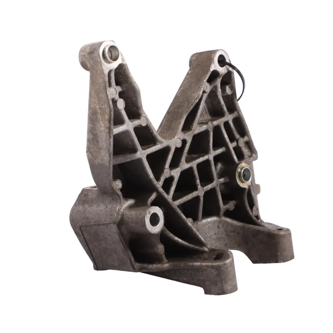 Support De Support D'Alternateur pour Audi A4 S4 B9 3.0 TFSI à propos du numéro de pièce 06M903143AC Audi A4 S4 B9 3.0 TFSI Support De Support D'Alternateur - SKU 06M903143AC - Numéro de pièce 06M903143AC