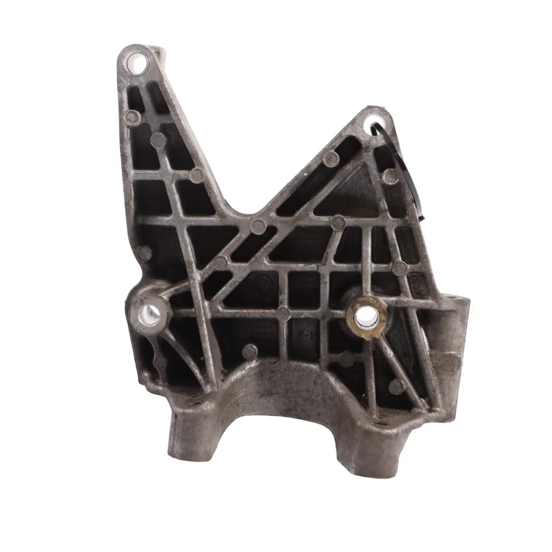 Support De Support D'Alternateur pour Audi A4 S4 B9 3.0 TFSI à propos du numéro de pièce 06M903143AC Audi A4 S4 B9 3.0 TFSI Support De Support D'Alternateur - SKU 06M903143AC - Numéro de pièce 06M903143AC