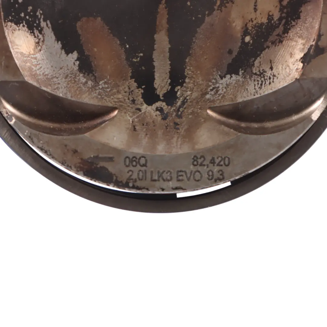 8Y 2.0 TFSI DNFF Tłok Korbowód do Audi S3 o numerze 06Q107065 Audi S3 8Y 2.0 TFSI DNFF Tłok Korbowód - SKU 06Q107065 - Numer Części 06Q107065