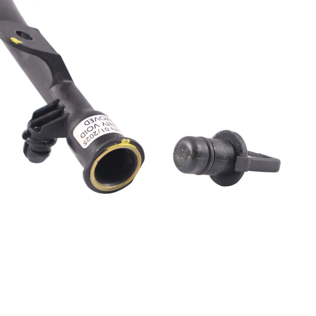 8Y 2.0 TFSI DNFF Benzin Ölmessstab Führung für Audi S3 mit Teilenummer 06Q115610B Audi S3 8Y 2.0 TFSI DNFF Benzin Ölmessstab Führung - SKU 06Q115610B - Teilenummer 06Q115610B