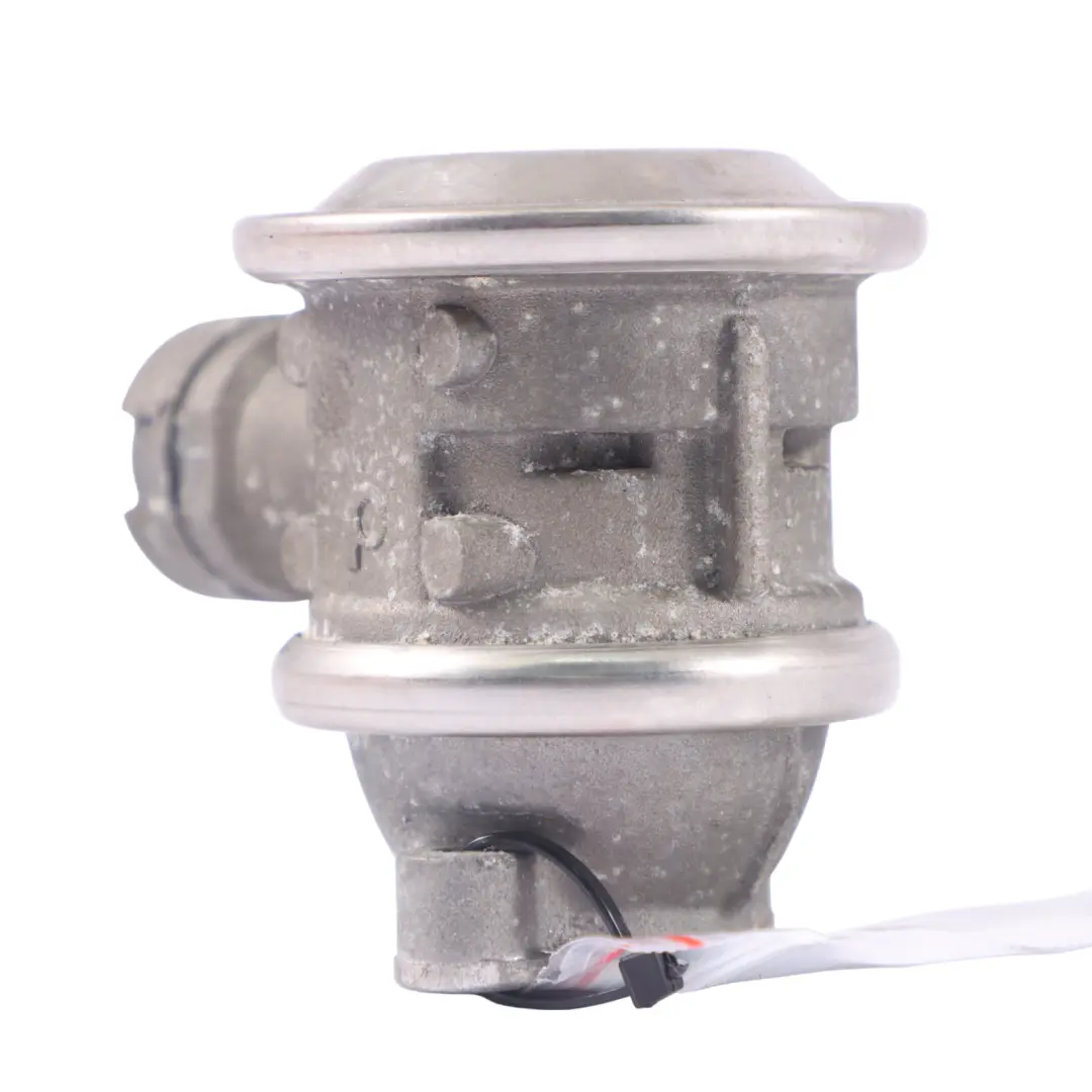 Audi A5 S5 8T 4.2 V8 FSI CAUA Valve Kombi d'air secondaire droite - SKU 079131102A - Numéro de pièce 079131102A