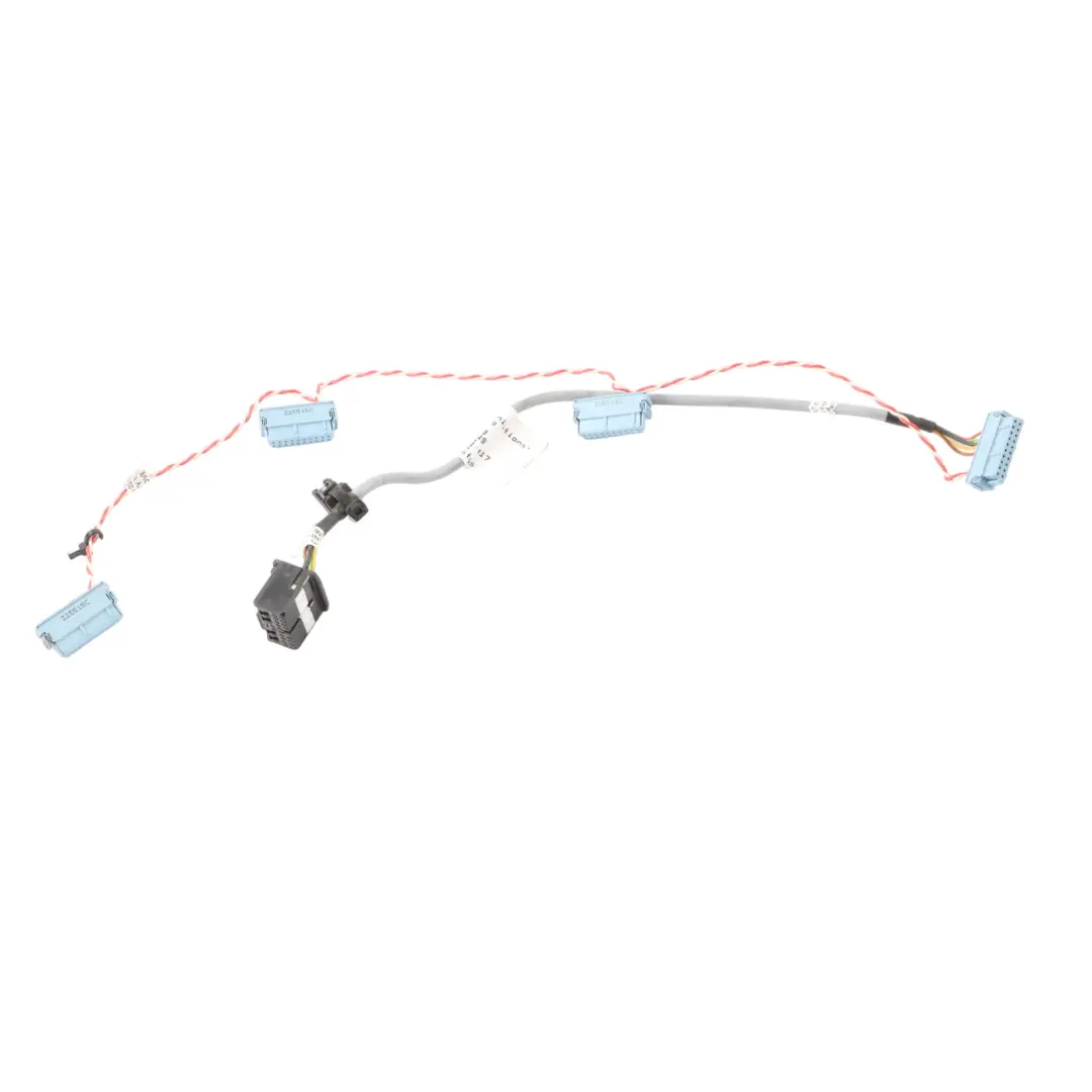 Samsung CSC Communication Wiring Harness Cable to Mercedes W205 with Part number 0E02120130 Mercedes W205 Samsung CSC Communication Wiring Harness Cable - SKU 0E02120130 - Part number 0E02120130