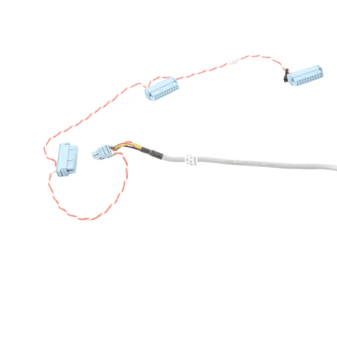 Samsung CSC Communication Wiring Harness Cable to Mercedes W205 with Part number 0E02120130 Mercedes W205 Samsung CSC Communication Wiring Harness Cable - SKU 0E02120130 - Part number 0E02120130
