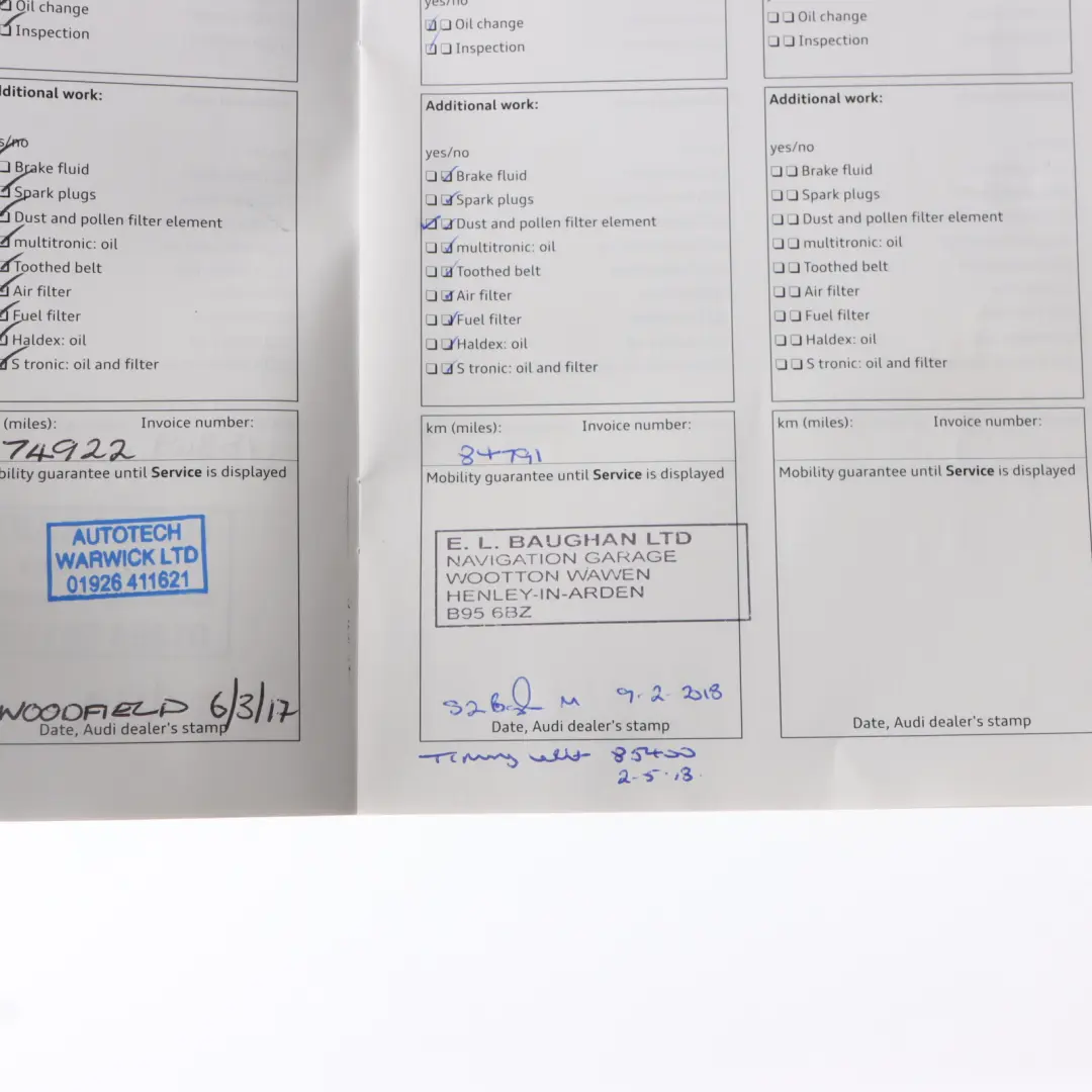 Owner's Handbook Manual Service Booklet Pouch Case Wallet Set to Audi A3 8P with Part number 1125618PA20 Audi A3 8P Owner's Handbook Manual Service Booklet Pouch Case Wallet Set - SKU 1125618PA20-1 - Part number 1125618PA20