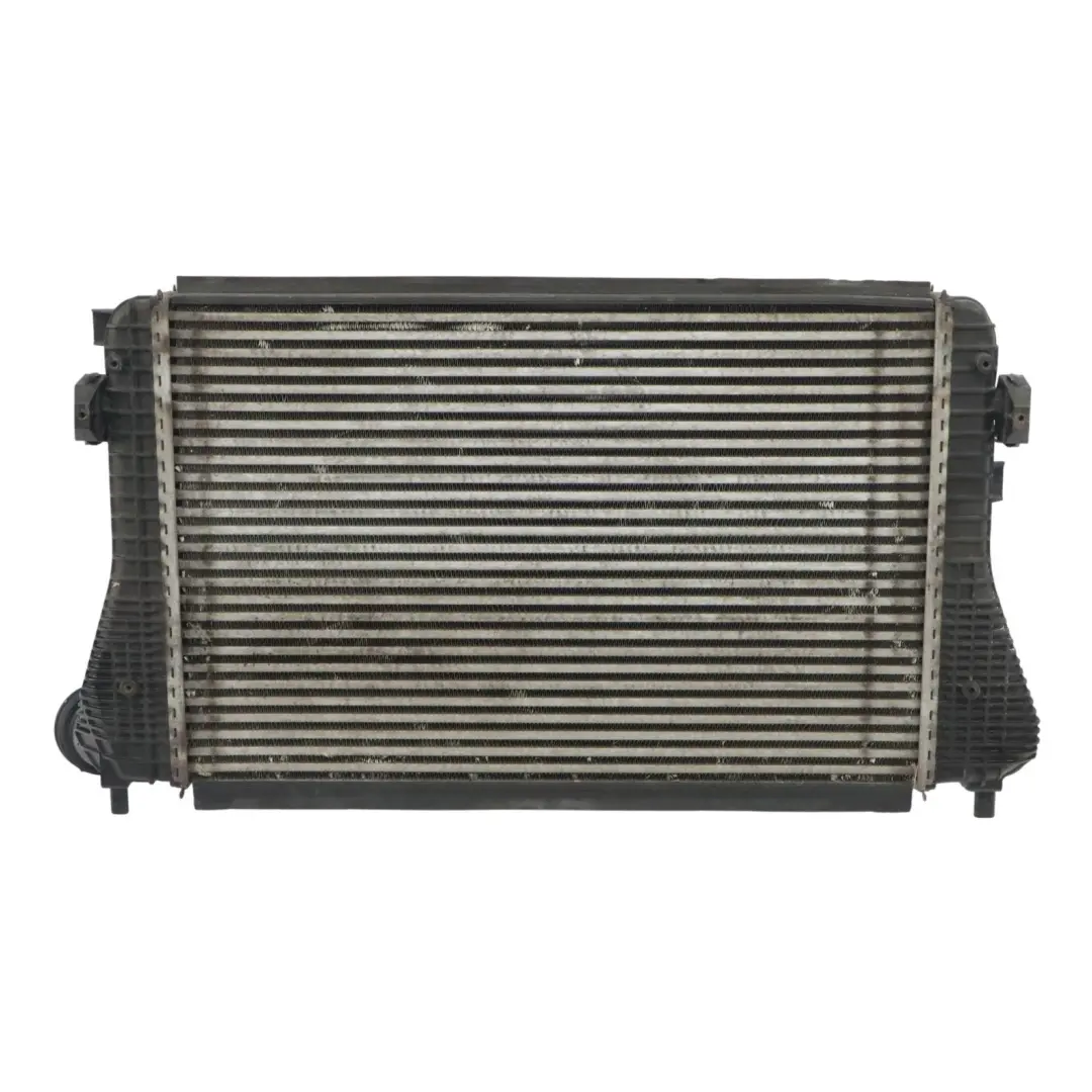 Unité refroidissement charge d'air radiateur intermédiaire pour Audi TT 8J à propos du numéro de pièce 1K0145803A Audi TT 8J Unité refroidissement charge d'air radiateur intermédiaire - SKU 1K0145803A-1 - Numéro de pièce 1K0145803A