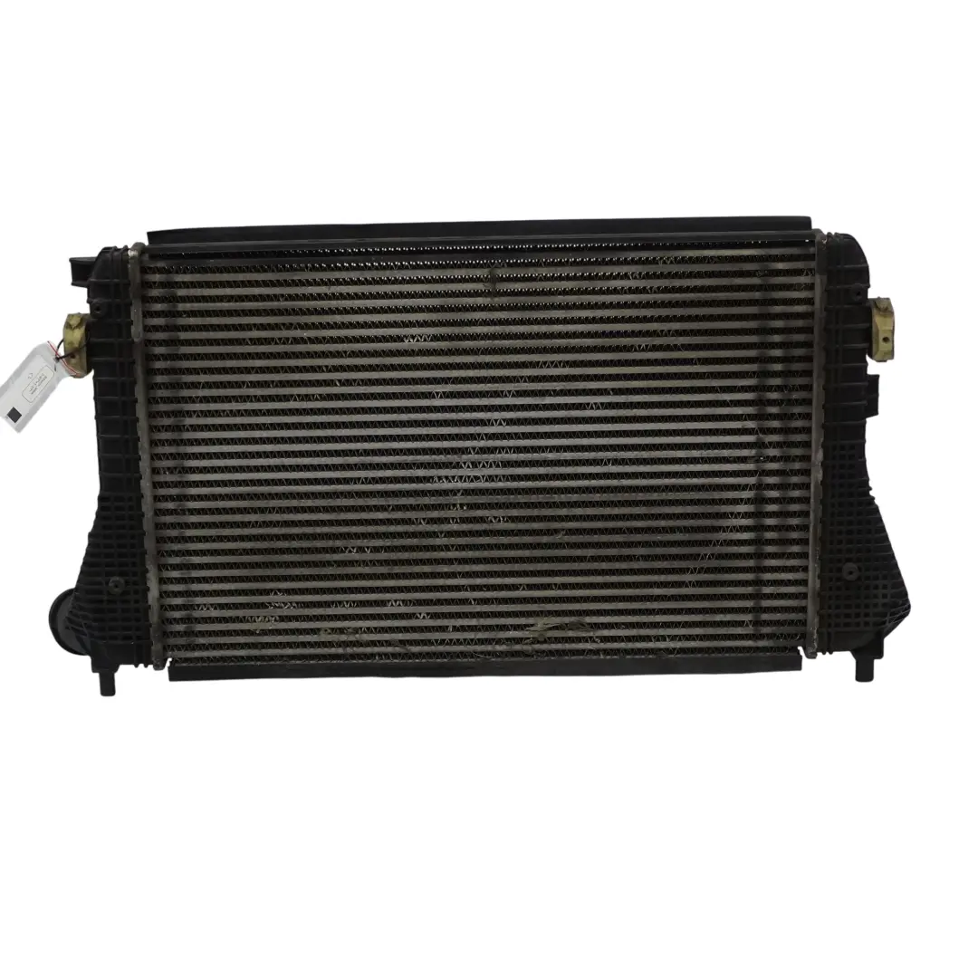 1K Chłodnica Powietrza Intercooler do Audi TT 8J Volkswagen Golf o numerze 1K0145803BM Audi TT 8J Volkswagen Golf 1K Chłodnica Powietrza Intercooler - SKU 1K0145803BM - Numer Części 1K0145803BM