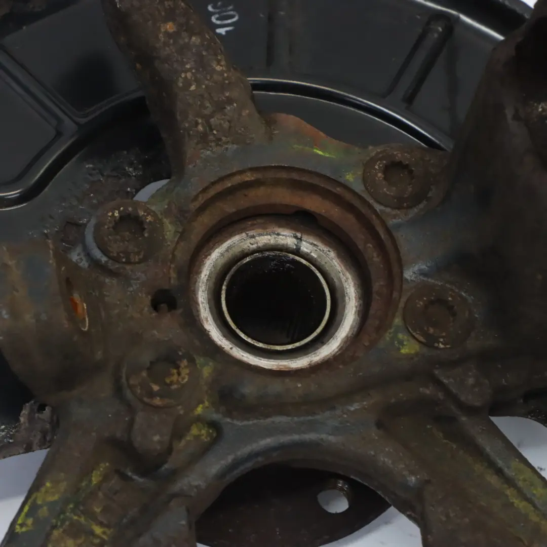 VW Golf 1K Soporte rueda delantera derecha Suspensión Montaje Muñón - SKU 1K0407255P - Número de pieza 1K0407255P