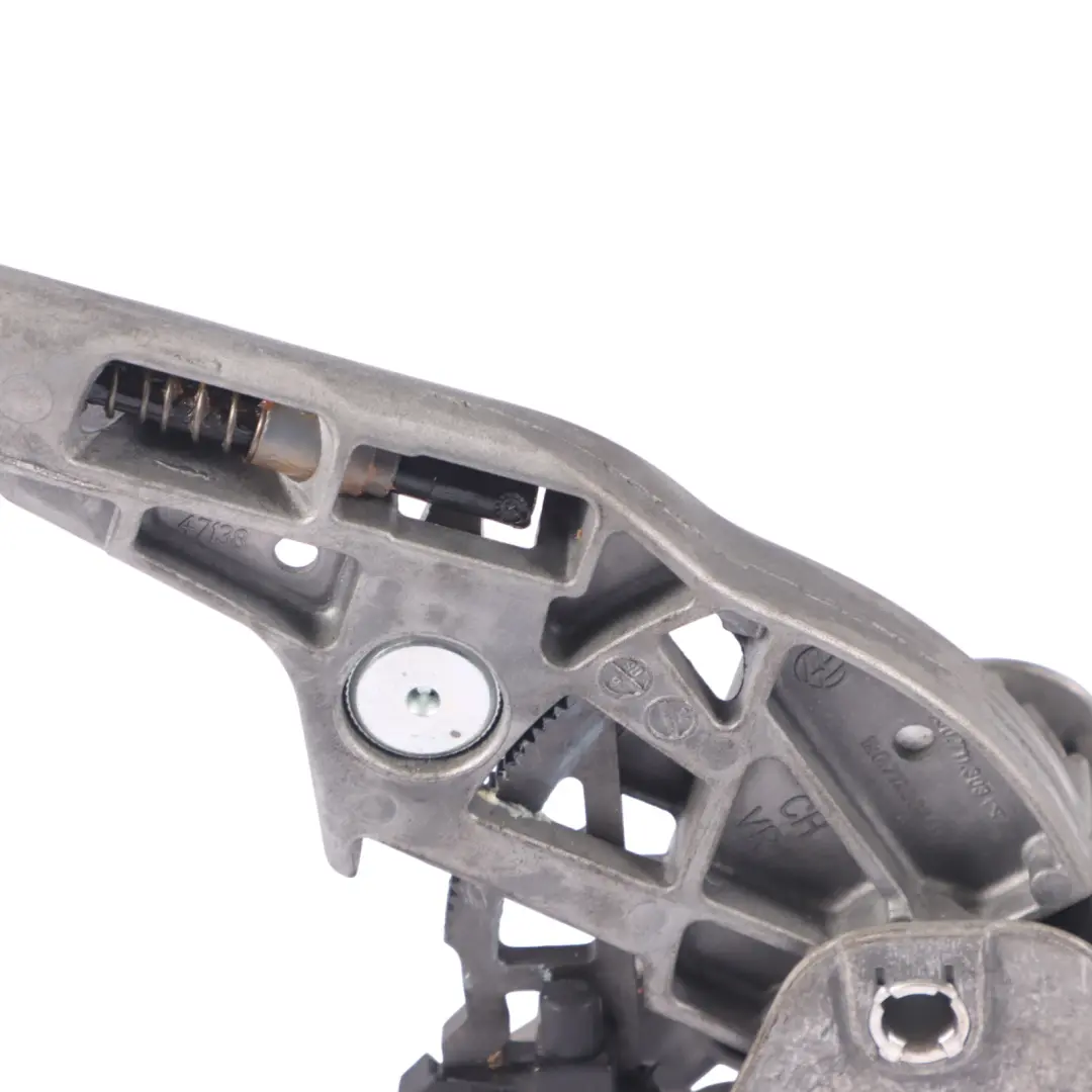 1K Dźwignia Hamulca Ręcznego Ręczny do Volkswagen golf o numerze 1K0711303H Volkswagen golf 1K Dźwignia Hamulca Ręcznego Ręczny - SKU 1K0711303H - Numer Części 1K0711303H