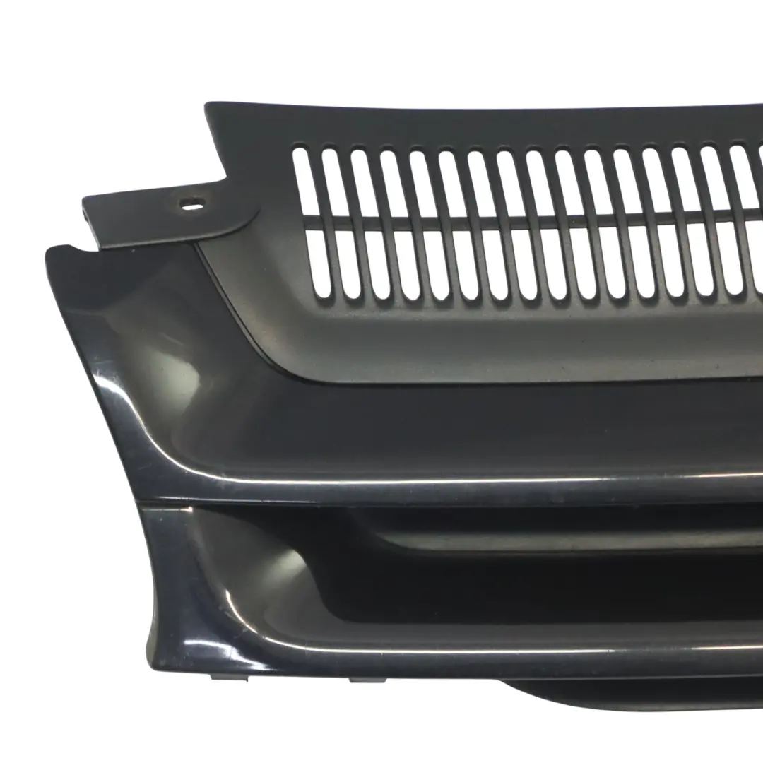 Volkswagen Golf 1K Panneau garniture pare chocs avant Emblème central - SKU 1K0853651A - Numéro de pièce 1K0853651A