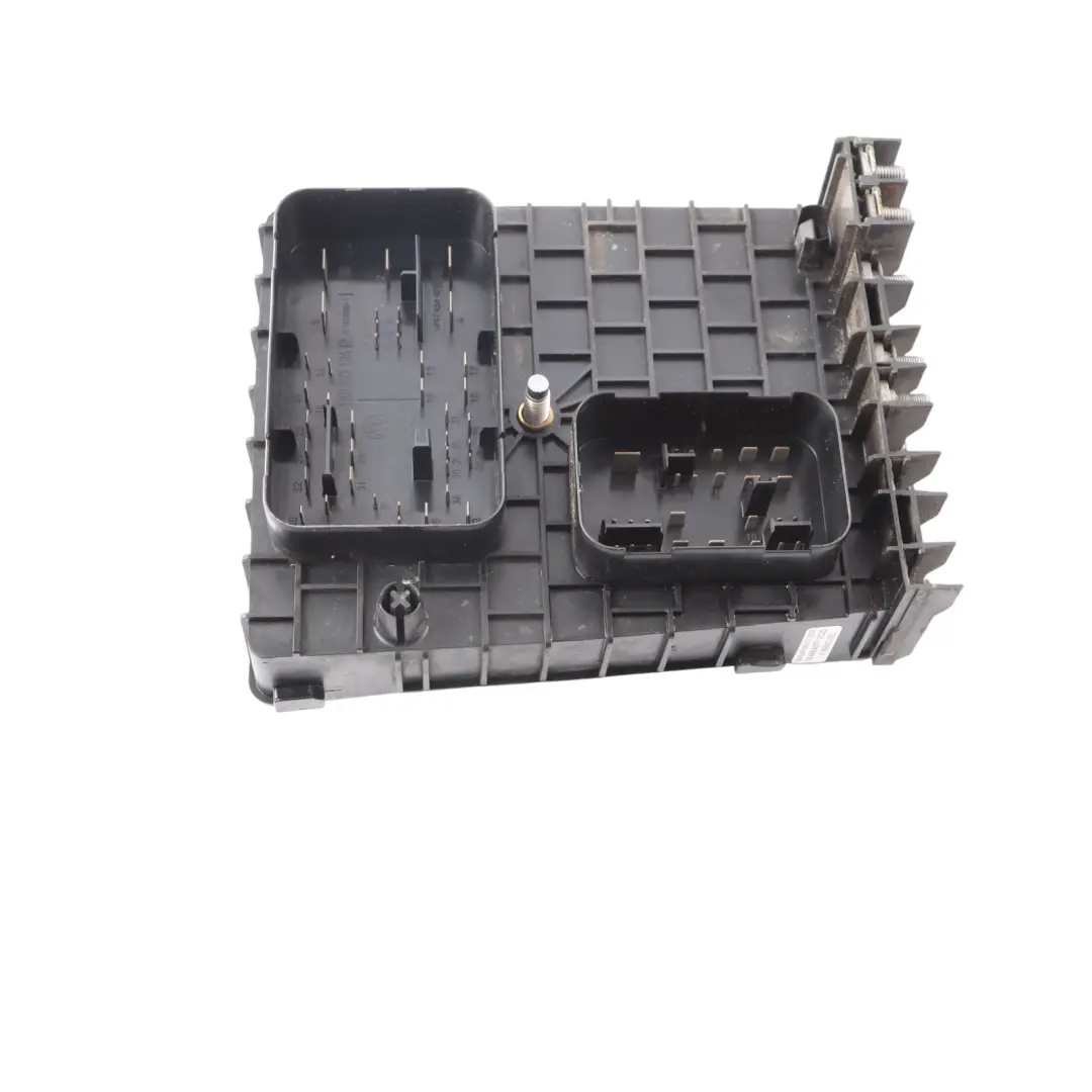 Boîtier Fusibles Relais SAM Unité Commande ECU pour Audi A3 S3 8P à propos du numéro de pièce 1K0937124P Audi A3 S3 8P Boîtier Fusibles Relais SAM Unité Commande ECU - SKU 1K0937124P - Numéro de pièce 1K0937124P