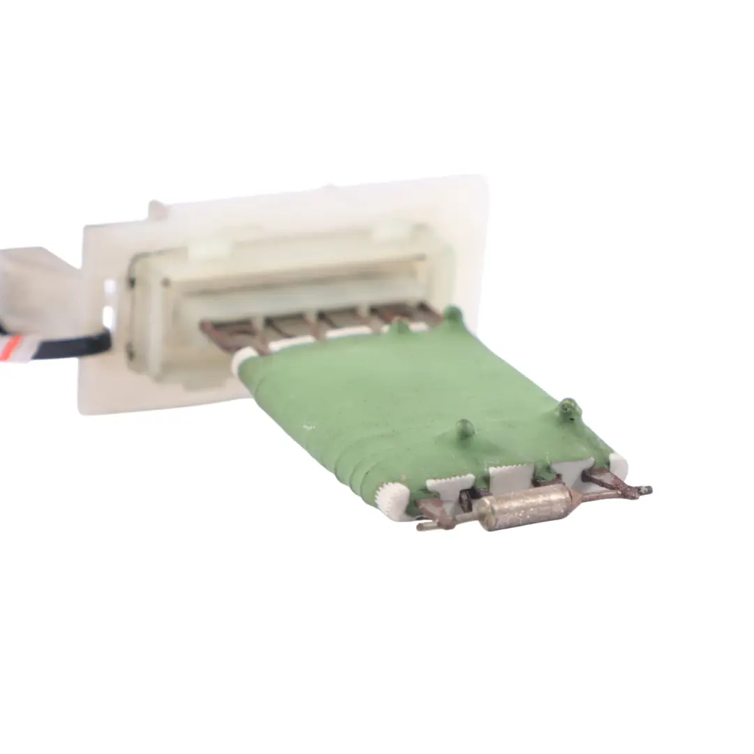 1K Gebläse Widerstand für Heizlüfter Motor für Volkswagen Golf mit Teilenummer 1K0959263A Volkswagen Golf 1K Gebläse Widerstand für Heizlüfter Motor - SKU 1K0959263A - Teilenummer 1K0959263A