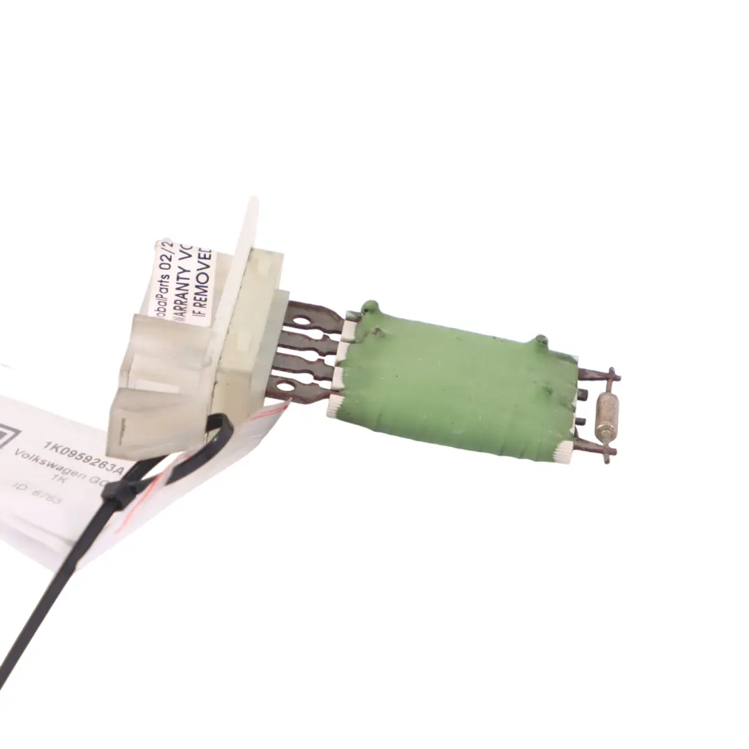 Resistencia del motor del ventilador calefacción Volkswagen Golf 1K para con número de pieza 1K0959263A Resistencia del motor del ventilador calefacción Volkswagen Golf 1K - SKU 1K0959263A - Número de pieza 1K0959263A