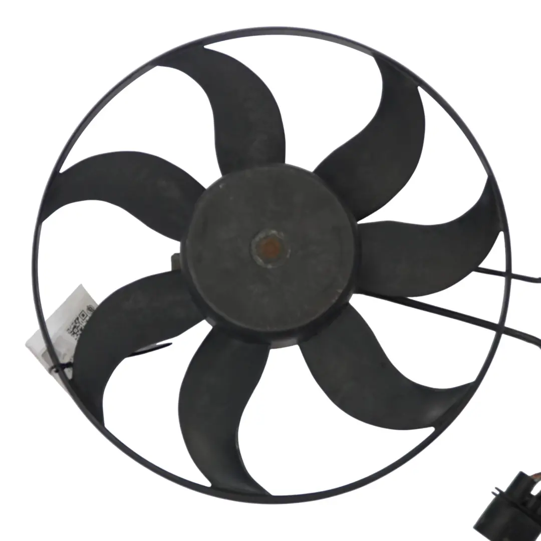 Ventilador del radiador del refrigeración motor para Audi A3 8P con número de pieza 1K0959455FJ Audi A3 8P Ventilador del radiador del refrigeración motor - SKU 1K0959455FJ - Número de pieza 1K0959455FJ