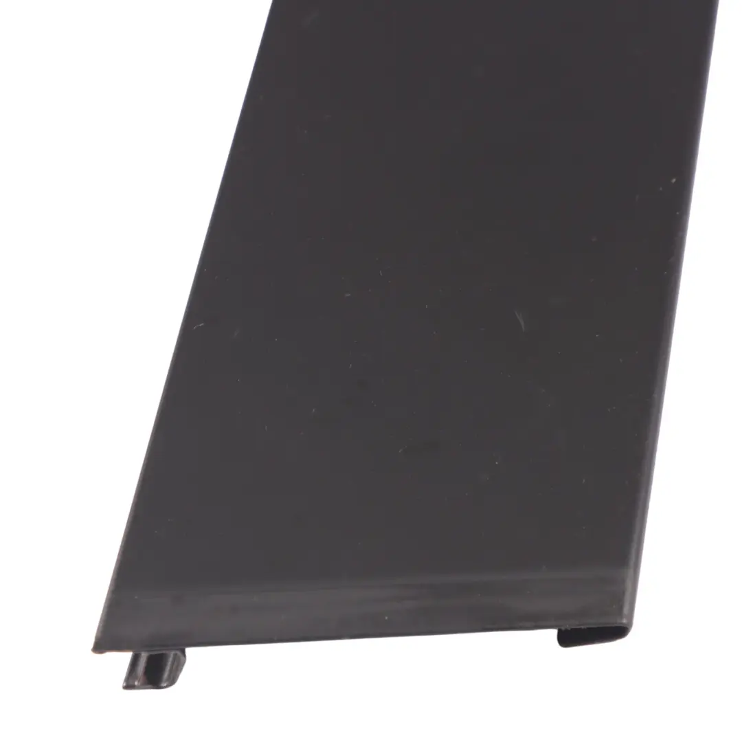 1K Battitacco per montante B anteriore sinistro 1K4837901 per VW Volkswagen Golf con numero di parte 1K4837901A VW Volkswagen Golf 1K Battitacco per montante B anteriore sinistro 1K4837901 - SKU 1K4837901A - Numero di parte 1K4837901A