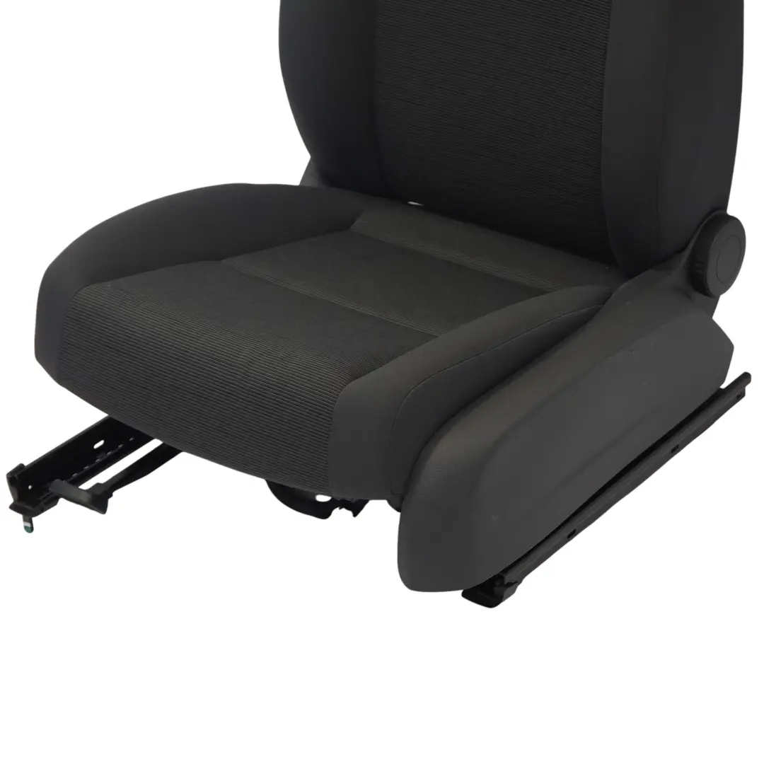 Mk5 1K 5 porte sedile anteriore sinistro tessuto antracite per Volkswagen Golf con numero di parte 1K4882805A Volkswagen Golf Mk5 1K 5 porte sedile anteriore sinistro tessuto antracite - SKU 1K4882805A-1 - Numero di parte 1K4882805A