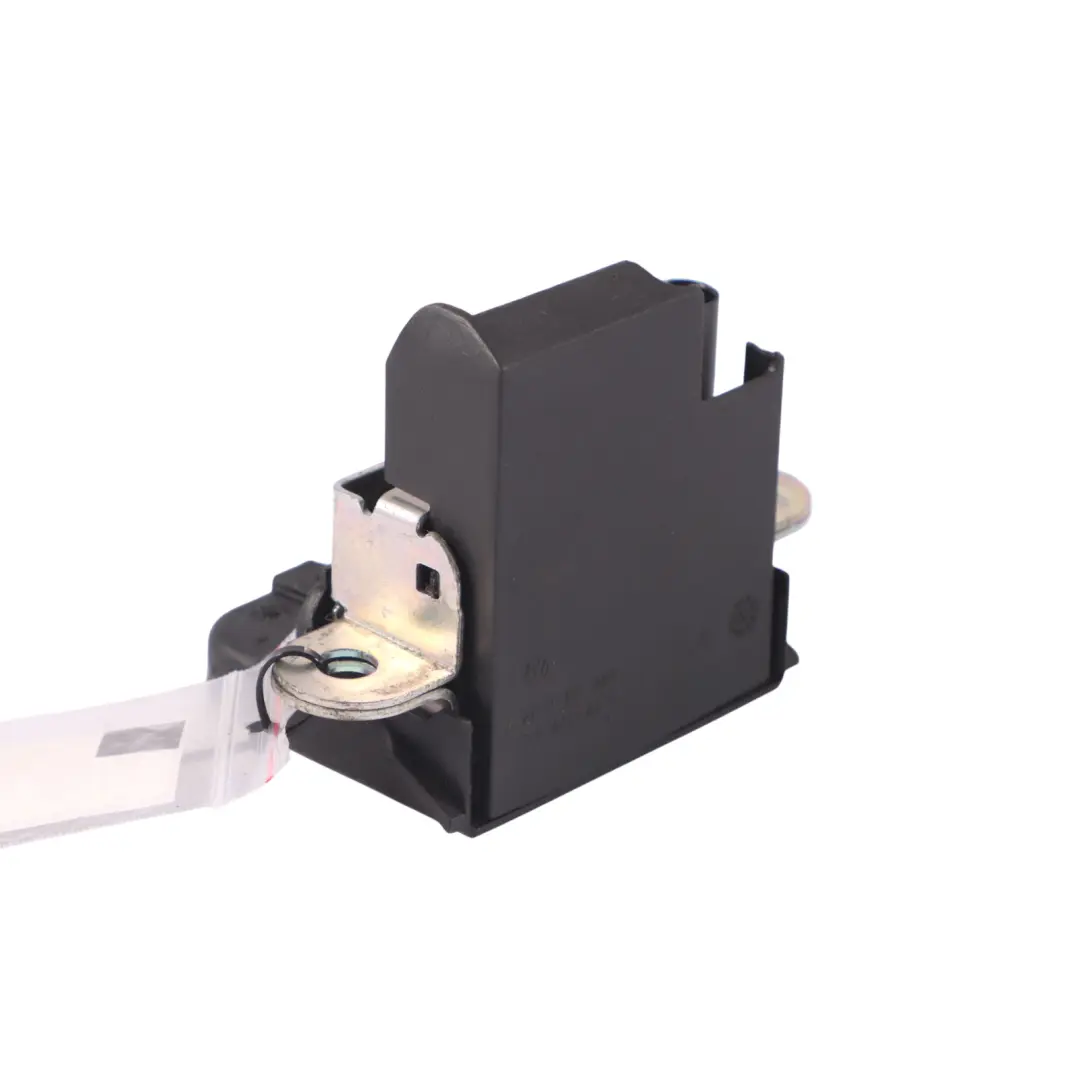 Mécanisme verrouillage couvercle coffre hayon Volkswagen Golf 1K pour à propos du numéro de pièce 1K6827505F Mécanisme verrouillage couvercle coffre hayon Volkswagen Golf 1K - SKU 1K6827505F - Numéro de pièce 1K6827505F