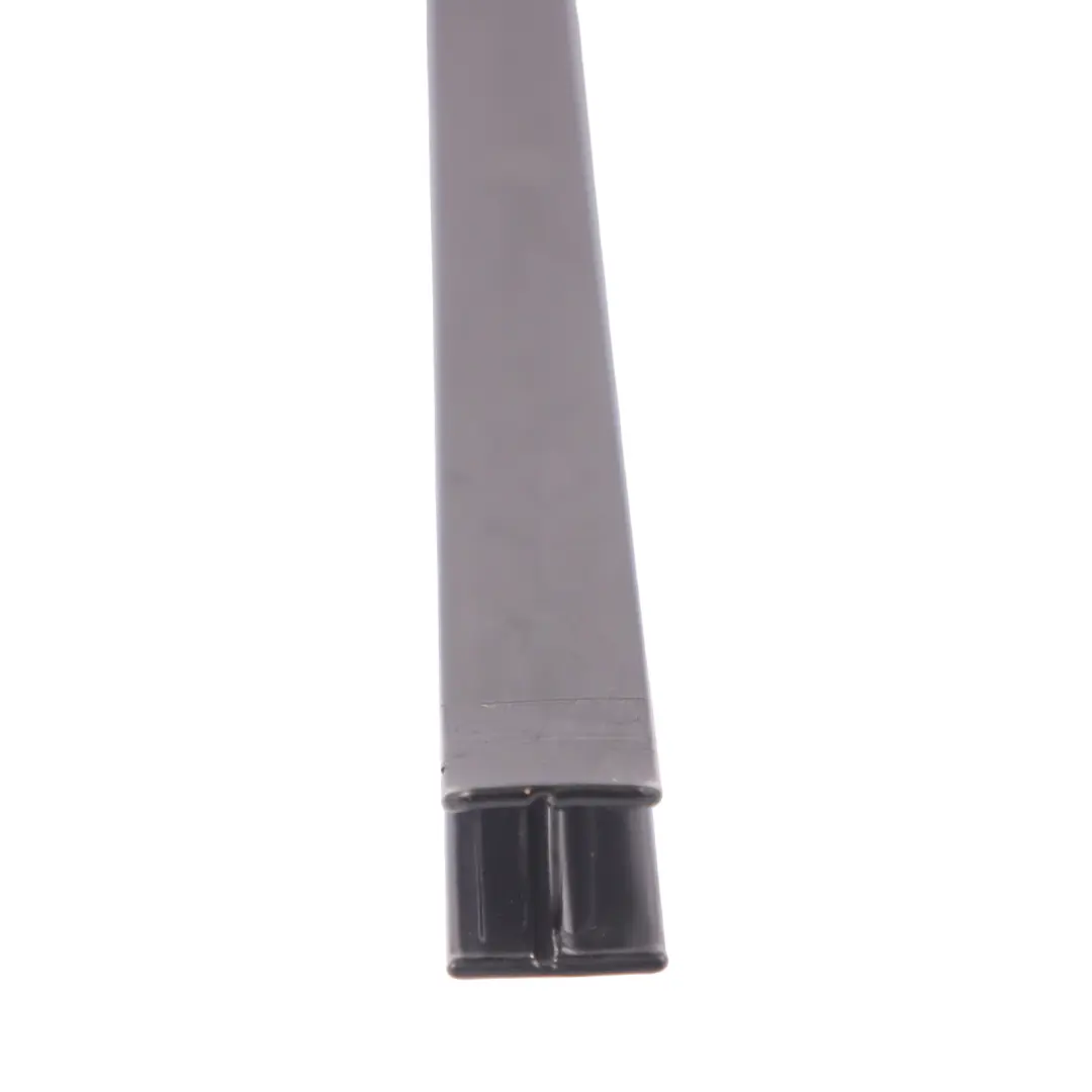 Volkswagen Golf 1K Cadre Fenêtre Couvrement Guide Rail Arrière Gauche - SKU 1K6839407C - Numéro de pièce 1K6839407C