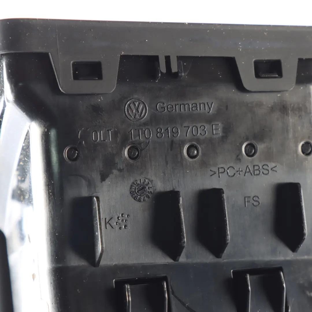 Dashboard Air Vent Grille Front Right O/S to Volkswagen Touran 1T with Part number 1T0819703E Volkswagen Touran 1T Dashboard Air Vent Grille Front Right O/S - SKU 1T0819703E - Part number 1T0819703E