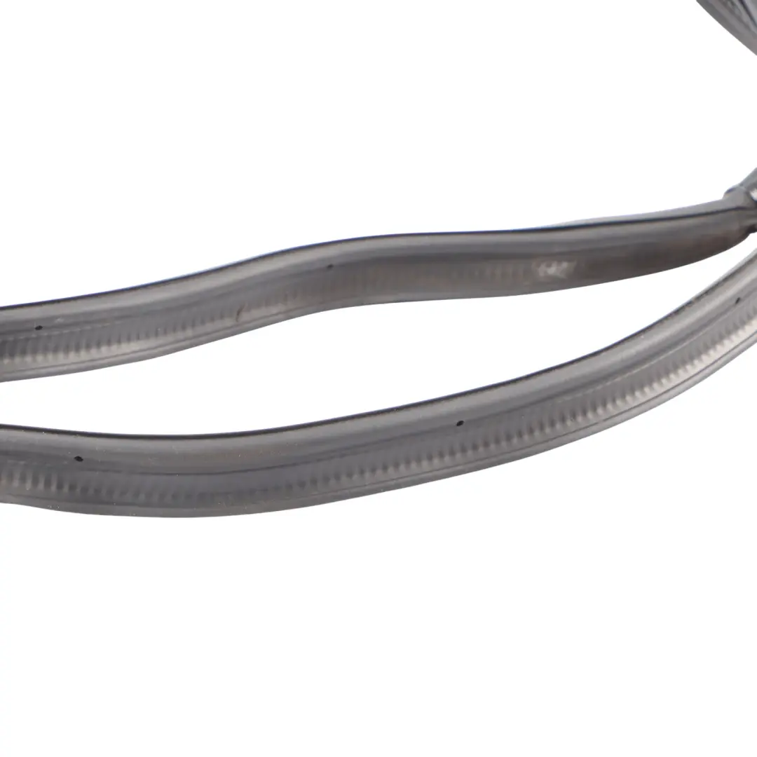 Trunk Lid Tailgate Boot Sealing Gasket Seal to Volkswagen Touran 1T with Part number 1T0827705K Volkswagen Touran 1T Trunk Lid Tailgate Boot Sealing Gasket Seal - SKU 1T0827705K - Part number 1T0827705K