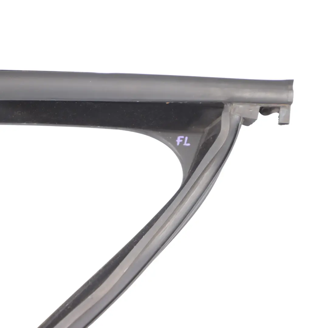 VW Touran 1T Uszczelka Prowadnica Szyby Drzwi Lewy Przód Przedni 1T0837431F - SKU 1T0837431G - Numer Części 1T0837431G